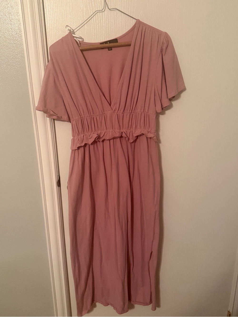 Lulu's Dusty Rose V-Neck Midi Dress